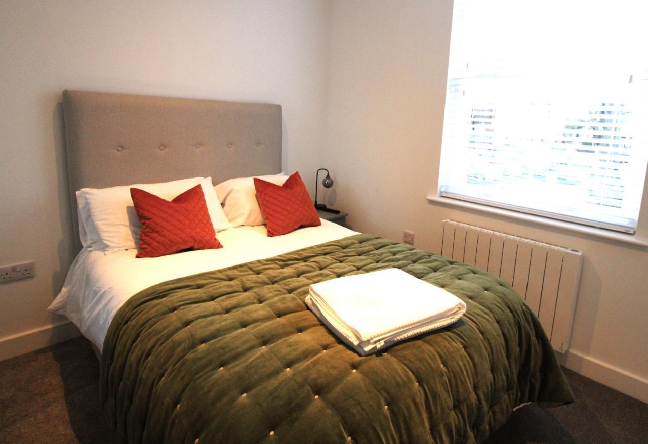 No 10 @Short Stays Basingstoke Ngoại thất bức ảnh