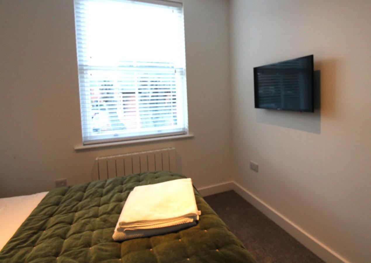 No 10 @Short Stays Basingstoke Ngoại thất bức ảnh