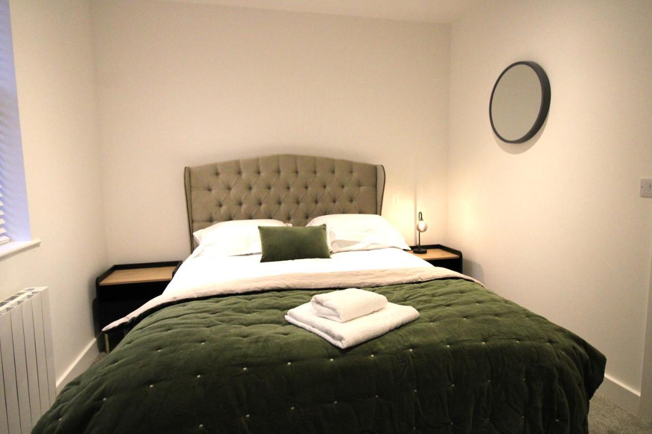 No 10 @Short Stays Basingstoke Ngoại thất bức ảnh