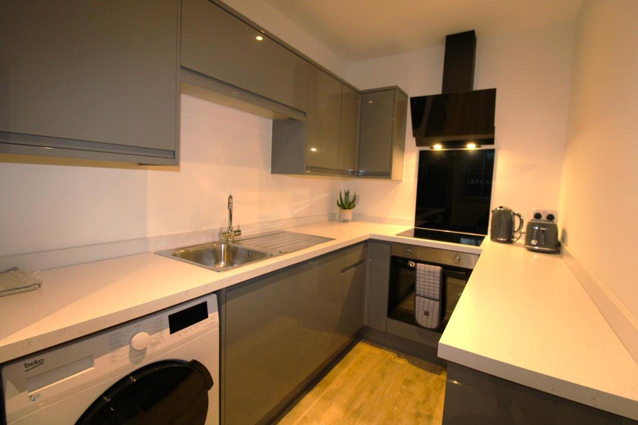 No 10 @Short Stays Basingstoke Ngoại thất bức ảnh