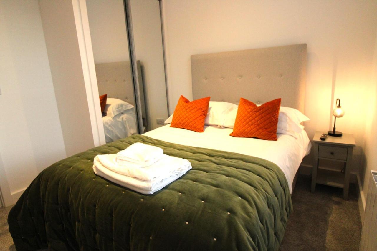 No 10 @Short Stays Basingstoke Ngoại thất bức ảnh
