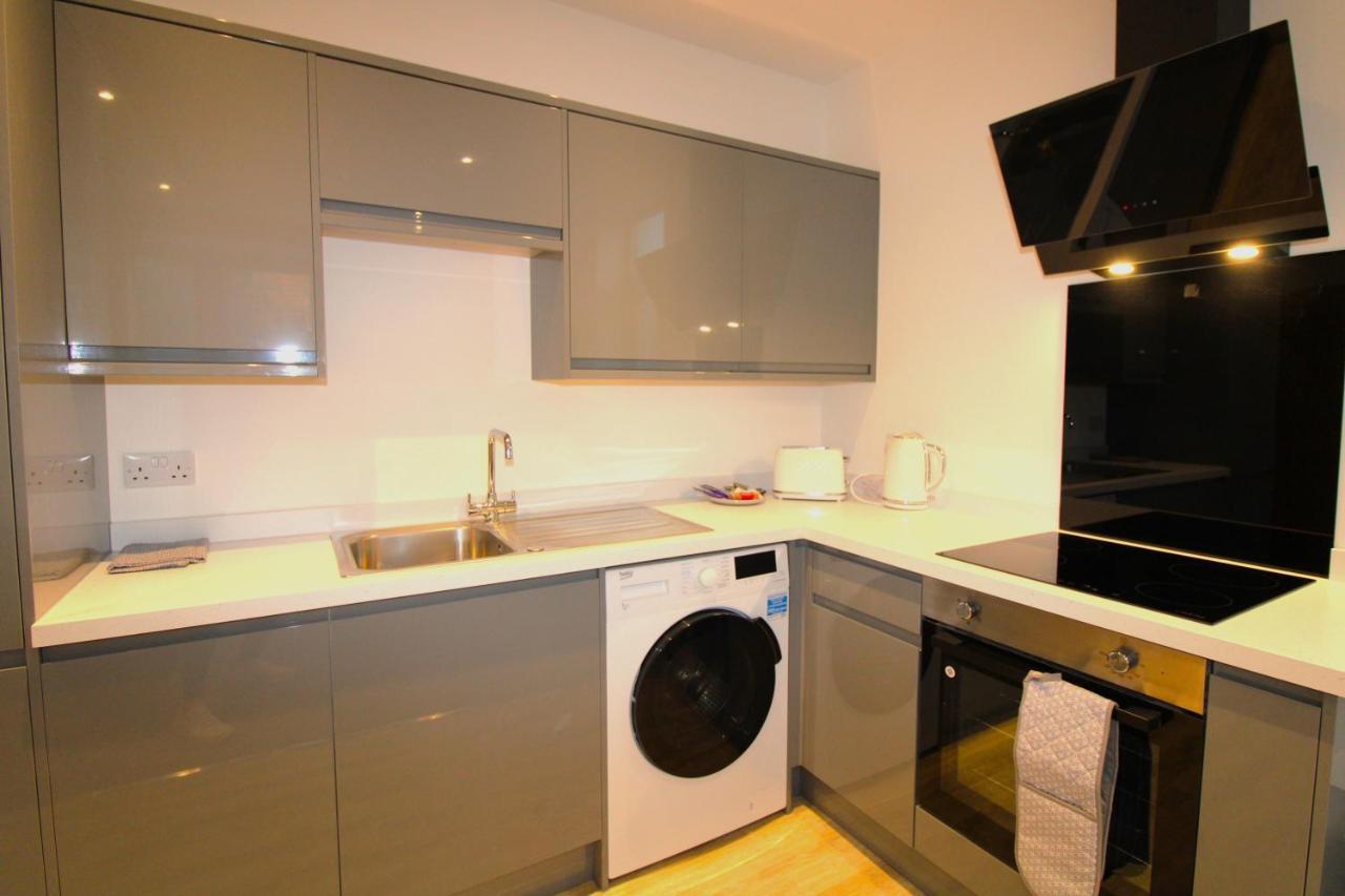 No 10 @Short Stays Basingstoke Ngoại thất bức ảnh