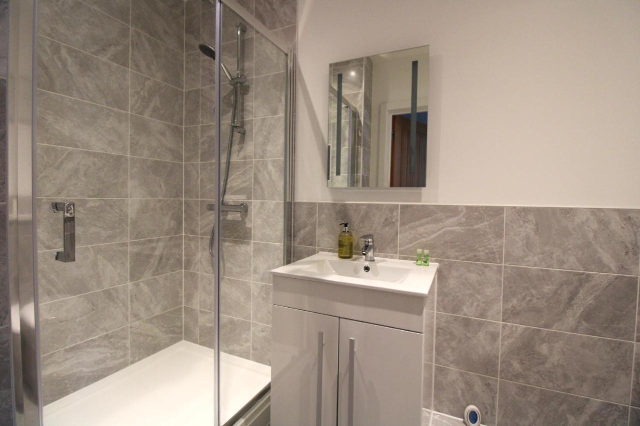 No 10 @Short Stays Basingstoke Ngoại thất bức ảnh