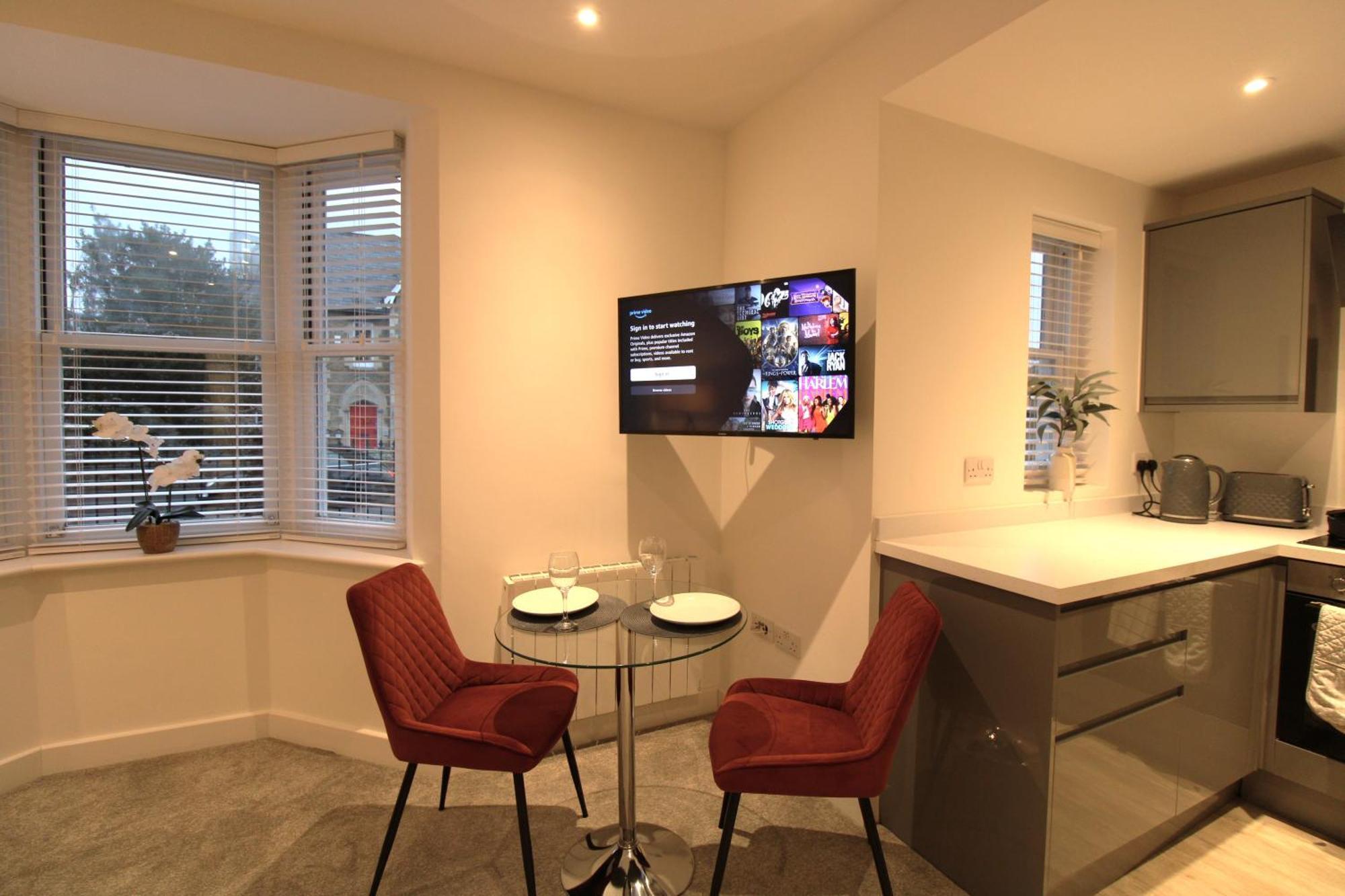 No 10 @Short Stays Basingstoke Ngoại thất bức ảnh